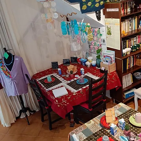 La Graziosa Dorata Indipendente 2 Persone Parcheggio Gratuito * Lerici