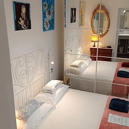 La Graziosa Dorata Indipendente 2 Persone Parcheggio Gratuito Bed & Breakfast Lerici