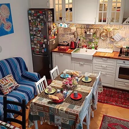 La Graziosa In Wifi Parcheggio Gratuito Self Check-in Zona Guercio ベッド・アンド・ブレックファスト レーリチ