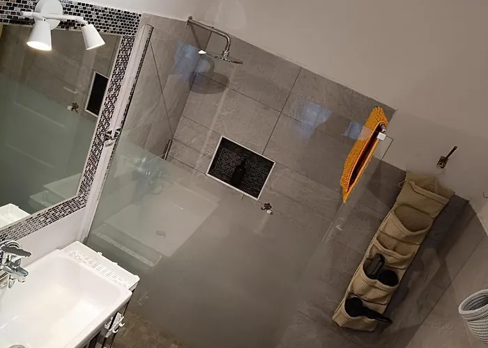 La Graziosa In Wifi Parcheggio Gratuito Self Check-in Zona Guercio 4*