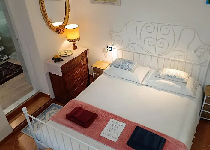 La Graziosa In Wifi Parcheggio Gratuito Self Check-in Zona Guercio Bed and Breakfast