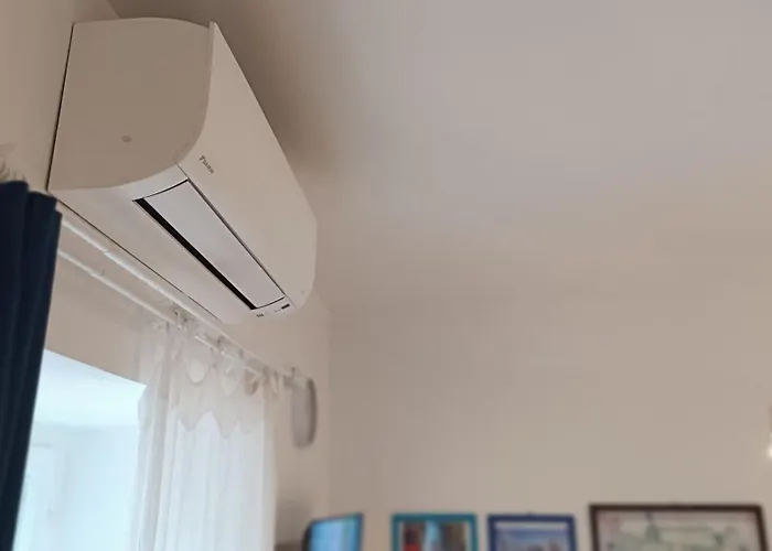 La Graziosa In Wifi Parcheggio Gratuito Self Check-in Zona Guercio فندق مبيت وإفطار