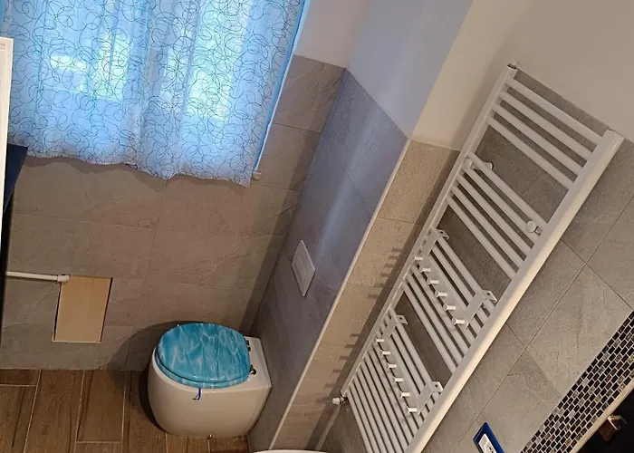 La Graziosa In Wifi Parcheggio Gratuito Self Check-in Zona Guercio 4* ليريسي